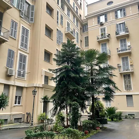 Colosseum Hub Apartment *